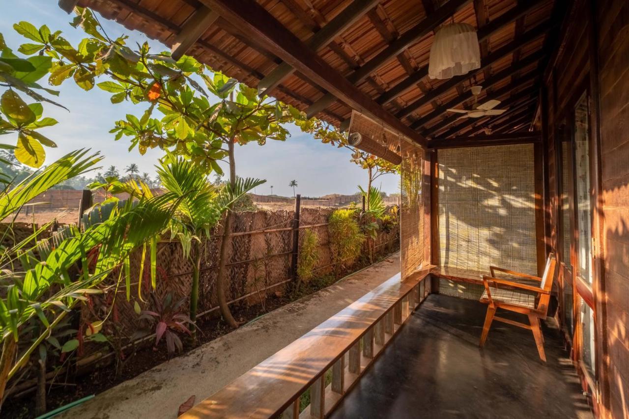 The Artist Cottages Morjim Exterior foto