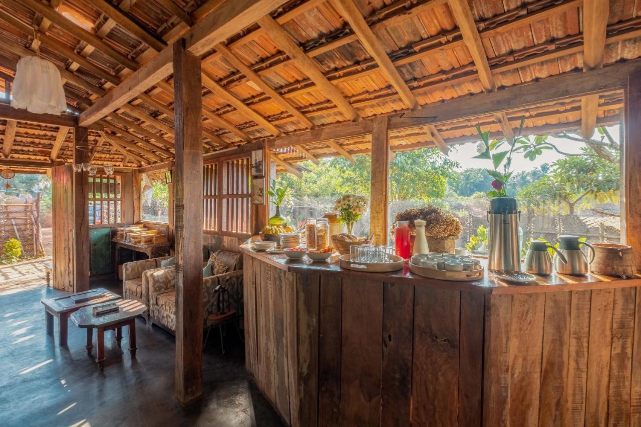 The Artist Cottages Morjim Exterior foto
